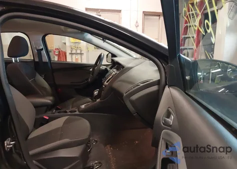 2014 Ford Focus Se из США, поврежденный, VIN 1FADP3F22EL404324